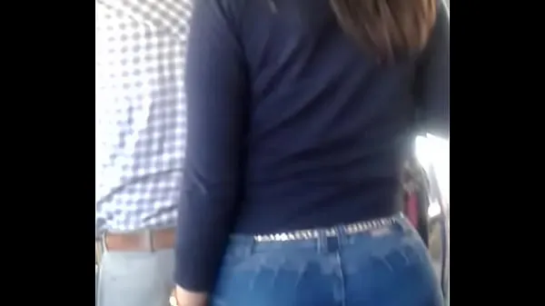 Ống tổng rich buttocks on the bus mới