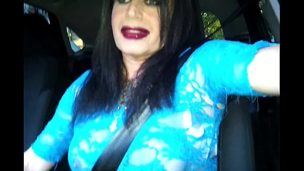 Novo view of my pussy in the car tubo total