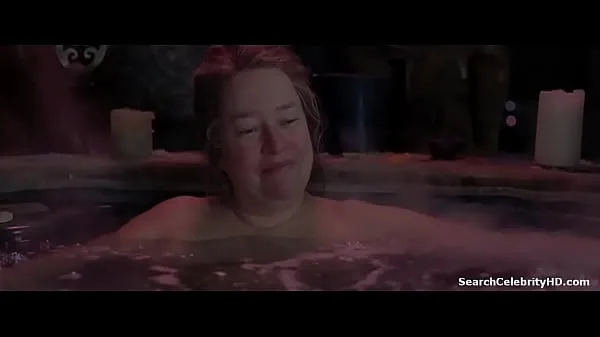 نیا Kathy Bates in About Schmidt 2002 کل ٹیوب