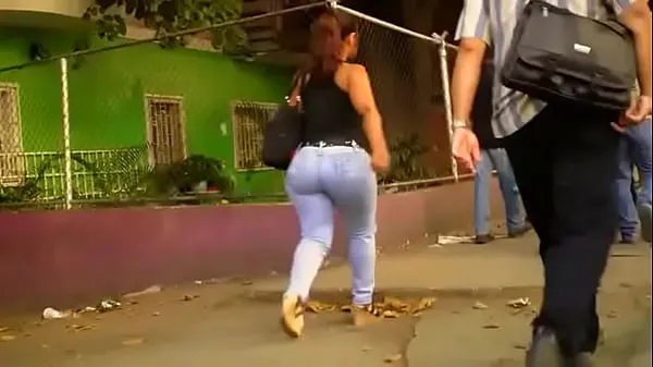 새로운 Big ass mature on the street 총 튜브