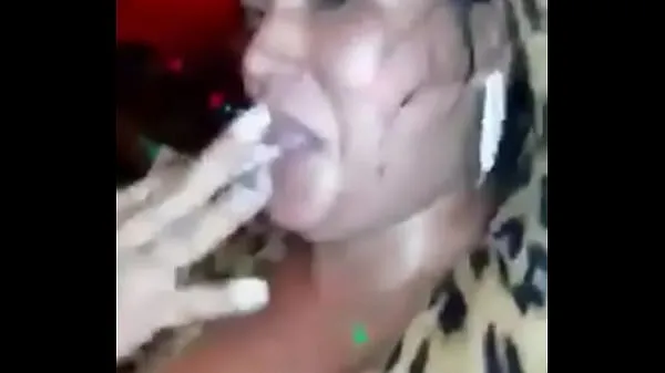 Novo Travesti e chichona bunda grande tubo total