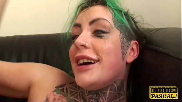 Tattooed british slut spoon fucked by maledom أنبوب إجمالي جديد