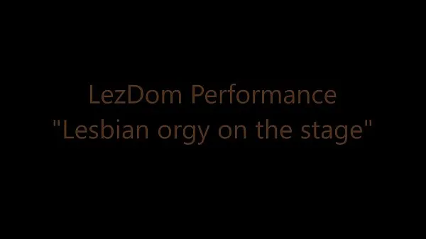 Nieuwe Lesbian orgy on stage by Musa Libertina, Yelena Vera and 2 girls totale buis