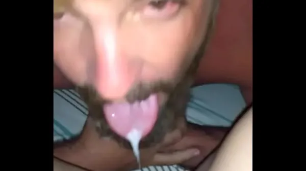 Nieuwe Horn cleaning the bride's cumshot pussy totale buis