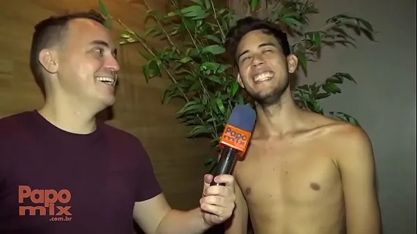 Yeni At Clube dos Pauzudos, PapoMix interviews pornstar Renato toplam Tüp