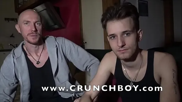 Nouveau c'est KYLE un twink top français sexy comment accepter de baiser un sexy pour le casting gay de Ponr pour les studios Crunchboy tube total