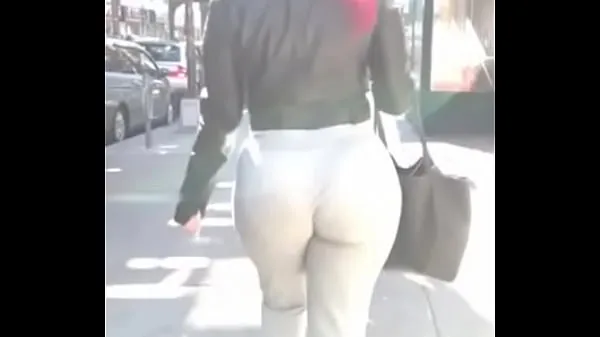 새로운 Redhead with big ass on the street 총 튜브