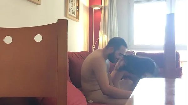 Nytt totalt 67 Fake shots fucking with his girlfriend in the living room chair rör