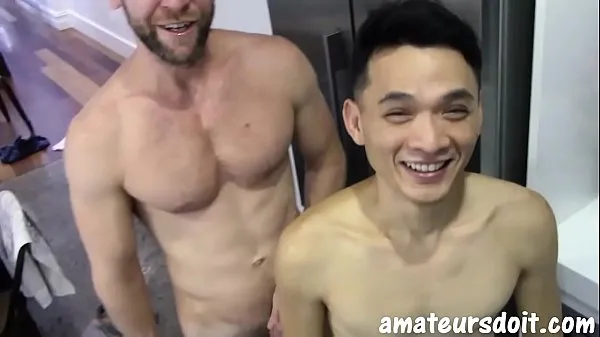 Uusi AmateursDoIt - Hung bearded jock fucks tight asian twink bareback putkea yhteensä