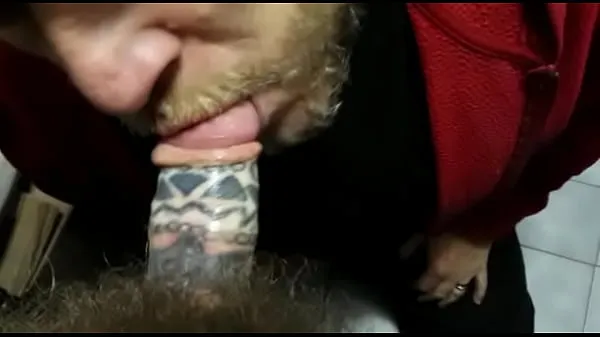 Novo sucking tattooed cock tubo total