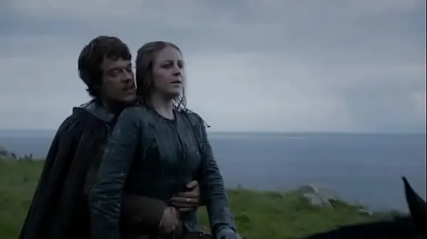 Nuovo Yara Greyjoy momenti caldi gioco di troni Gemma Whelan e Indira Varma tubo totale