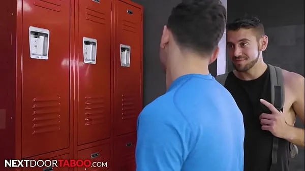 New Stepbrothers Fuck In Gym Locker Room total Tube