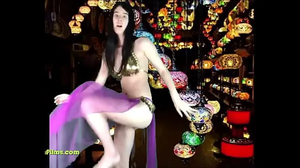 Nouveau Une danseuse du ventre chinoise les épate à Istanbul tube total