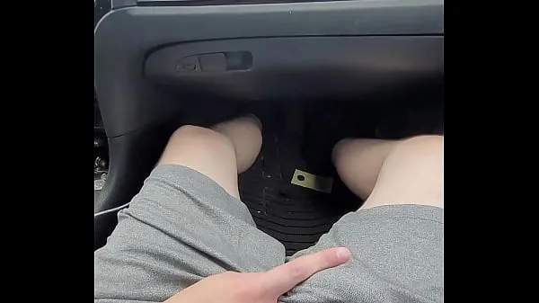 Neue öffentliches Auto Handjob und Cumshot im Mund Blowjob Tube insgesamt