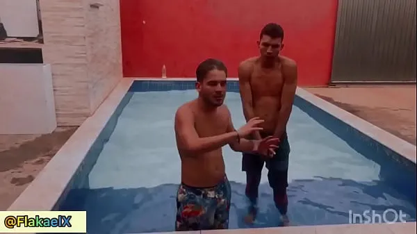 Yeni Renan Martins Pantaneiro Pulando Comigo Na Piscina da Produtora PJTX toplam Tüp