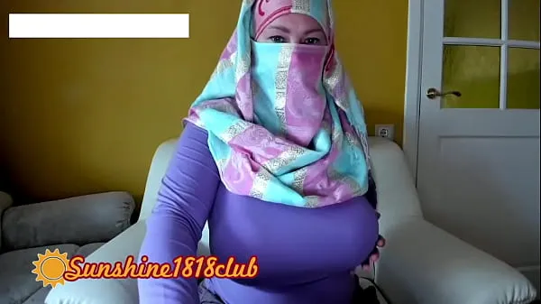 نیا Muslim sex arab girl in hijab with big tits and wet pussy cams October 14th کل ٹیوب