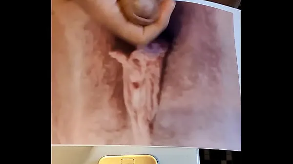 A long awaited cum tribute to a patient babe أنبوب إجمالي جديد