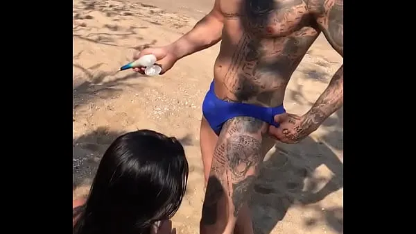 Nova Putting Suntan on MMA fighter Allan Guerra Gomes Silver rain on the beach skupaj Tube