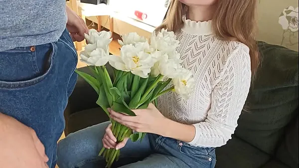 New Gave her flowers and teen agreed to have sex, creampied teen after sex with blowjob ProgrammersWife total Tube
