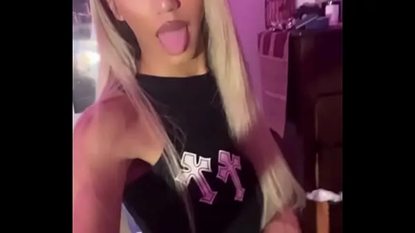 Neue Sexy Crossdressing junge Frau Femboy zeigt ihren Arsch Tube insgesamt