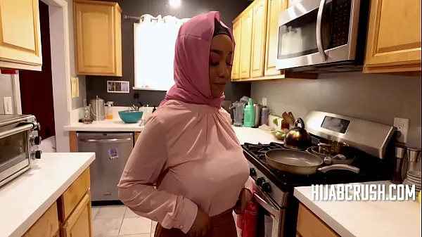 新Curvy Ebony In Hijab Rides Like A Pro- Lily Starfire总管