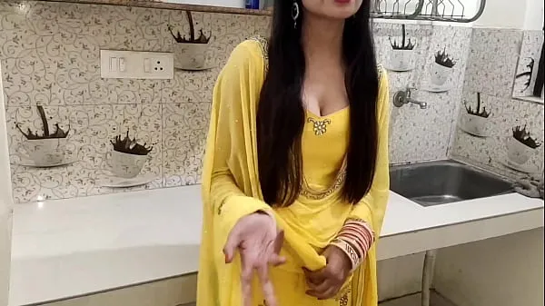 Nuevo India Saara follada muy duro en la cocina en Hindi Audio Roleplay muy duro tubo total