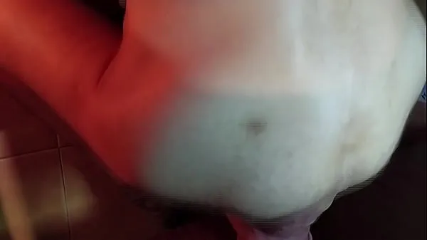 Knockout orgasm with huge toy insertion Jumlah Tube baharu