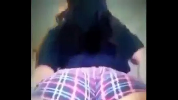 Nowa Thick white girl twerking całkowita rura